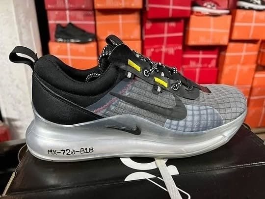 Wholesale Nike Air MX 720-818 Shoe Pallets - Image 4