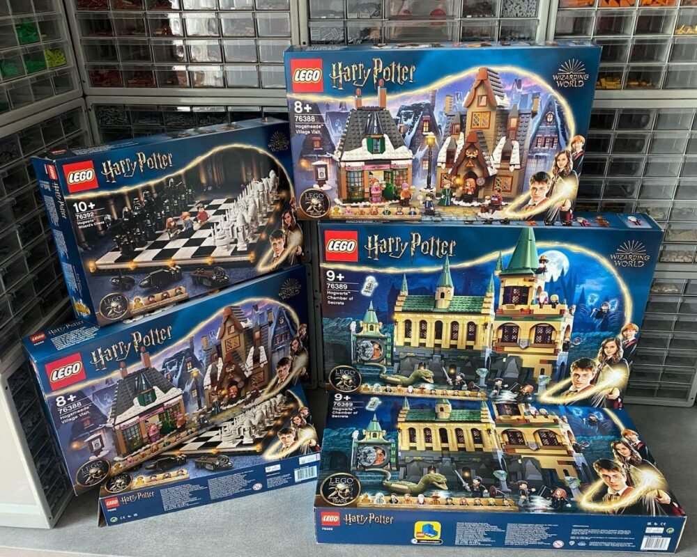 LEGO Toys Pallets