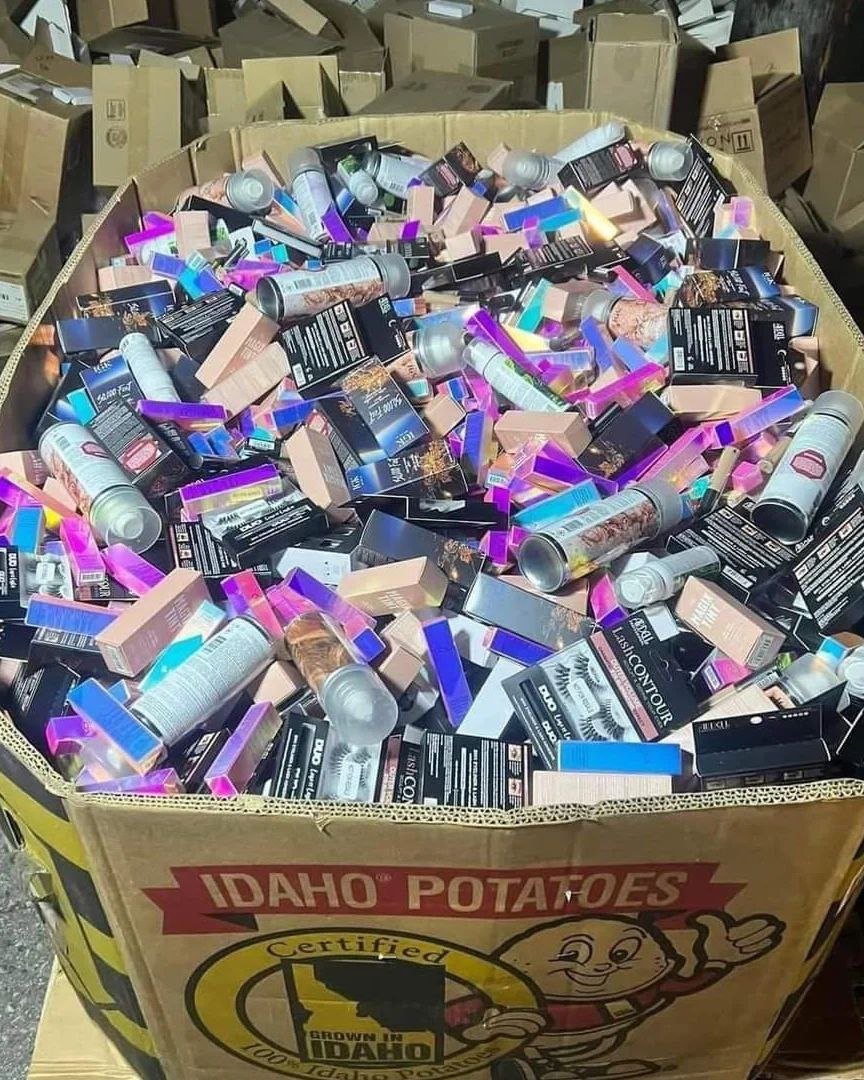 Laura Geller Makeup Pallets