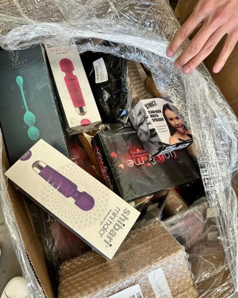 Sex Toy Pallets
